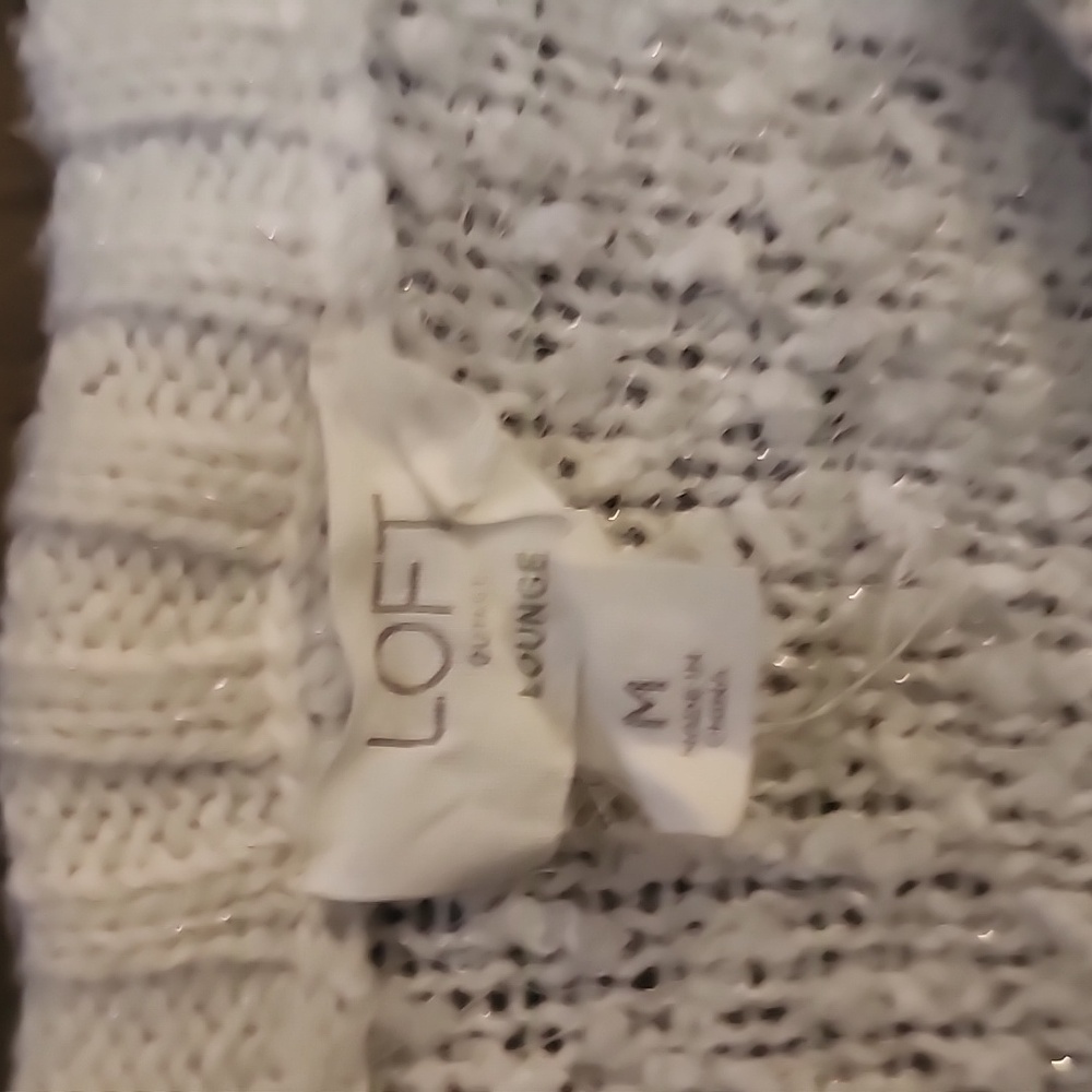 Loft sweater medium - Picture 3 of 3